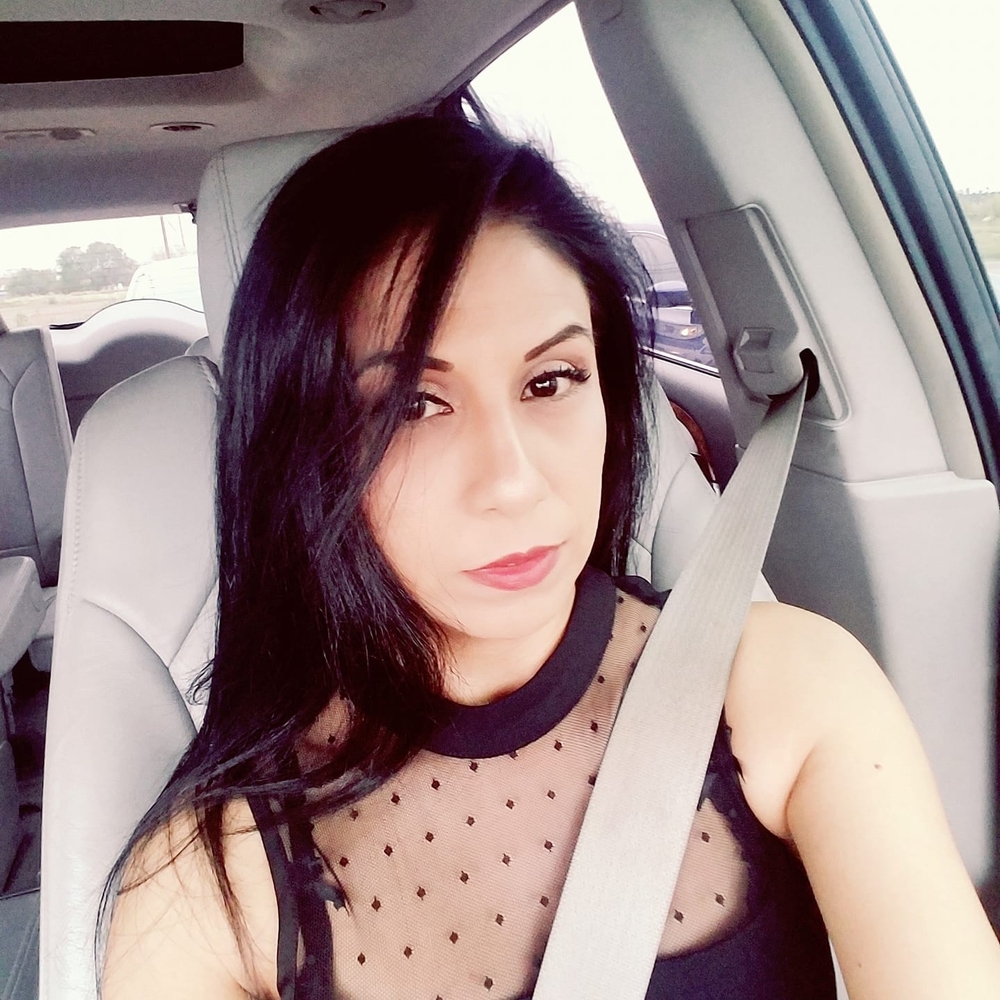 Meet your Posher, Yudith